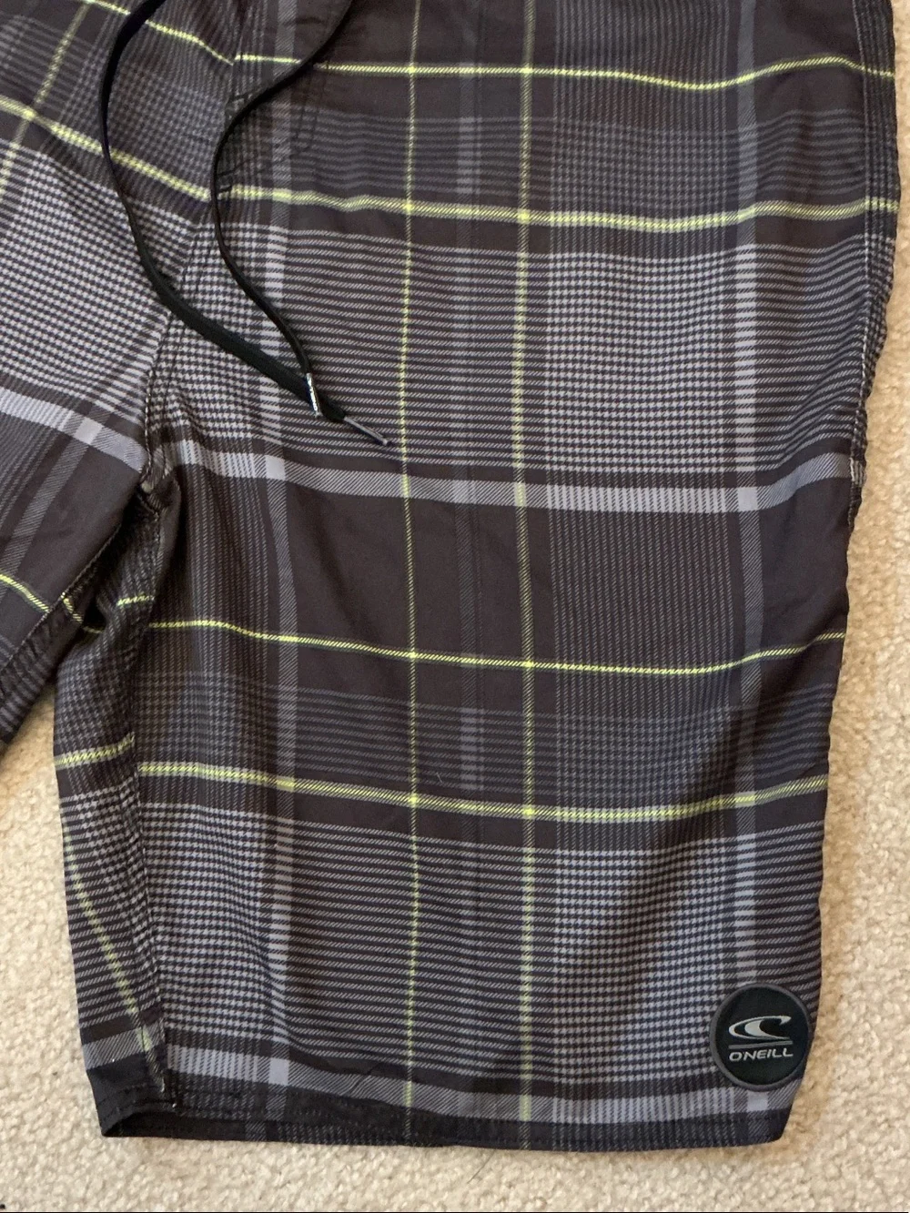 O'Neill Men’s Black Plaid 10” Board Shorts - Size 36